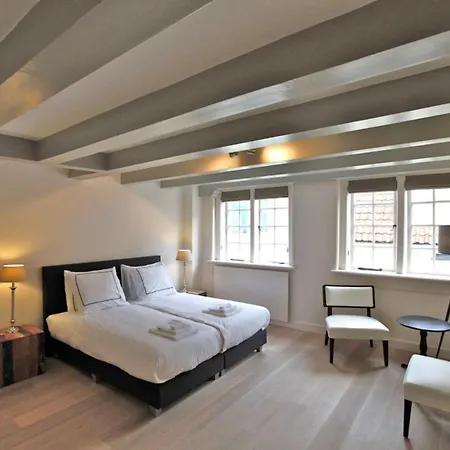 Apartament Ams *